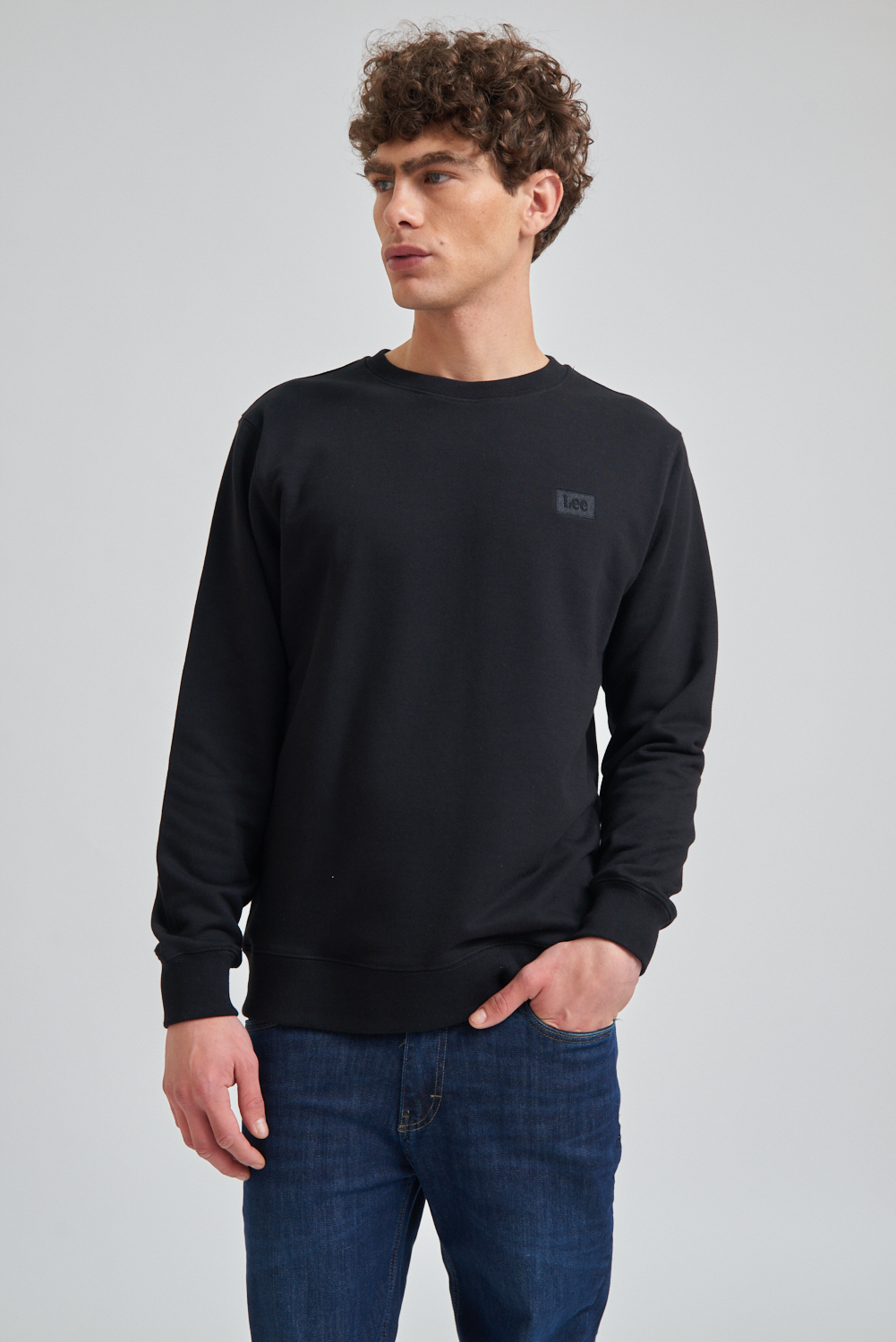 Buzo Embroidery Lee Rus
